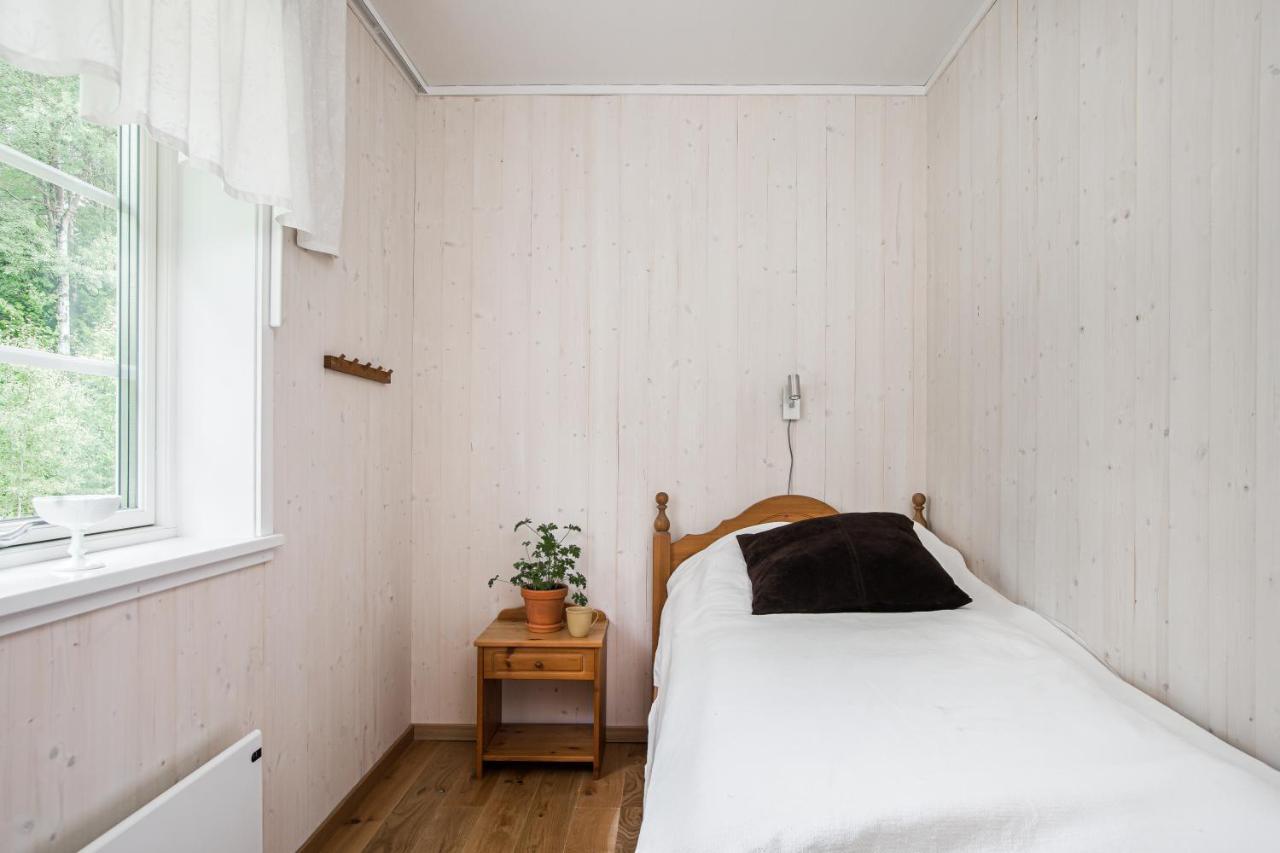 Solar Lake Cottage Йоншьопинг Екстериор снимка